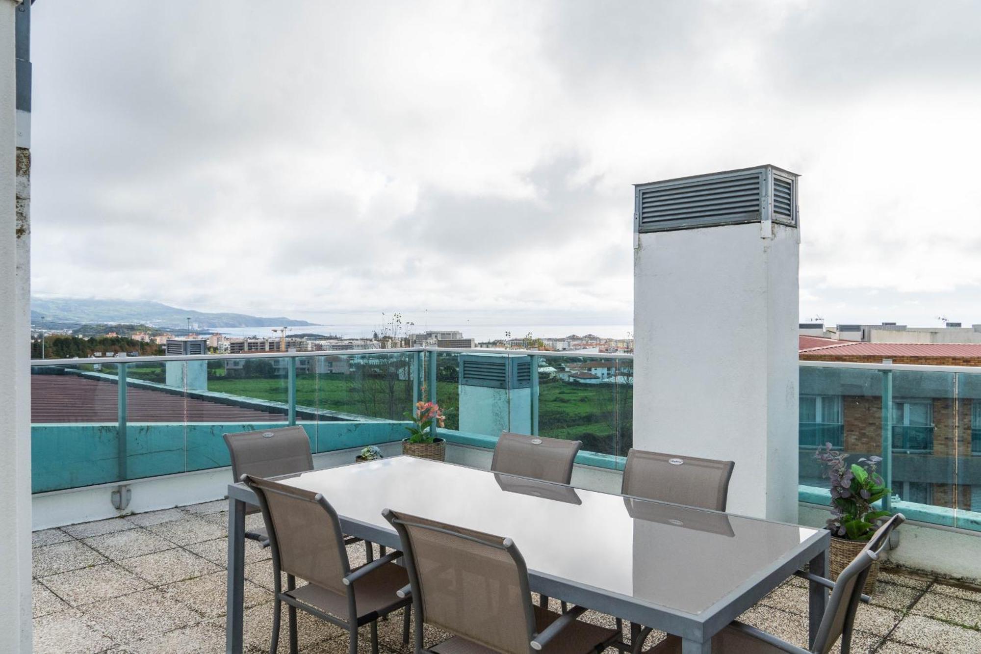 Rooftop Terrace Apartment Pdl ปอนตาเดลกาดา ภายนอก รูปภาพ
